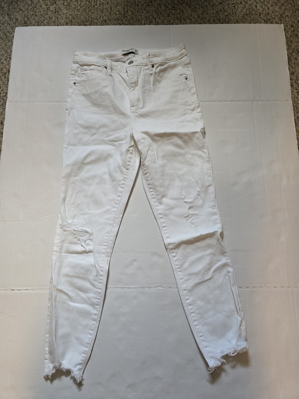 Abercrombie & Fitch White Skinny Distressed Jeans